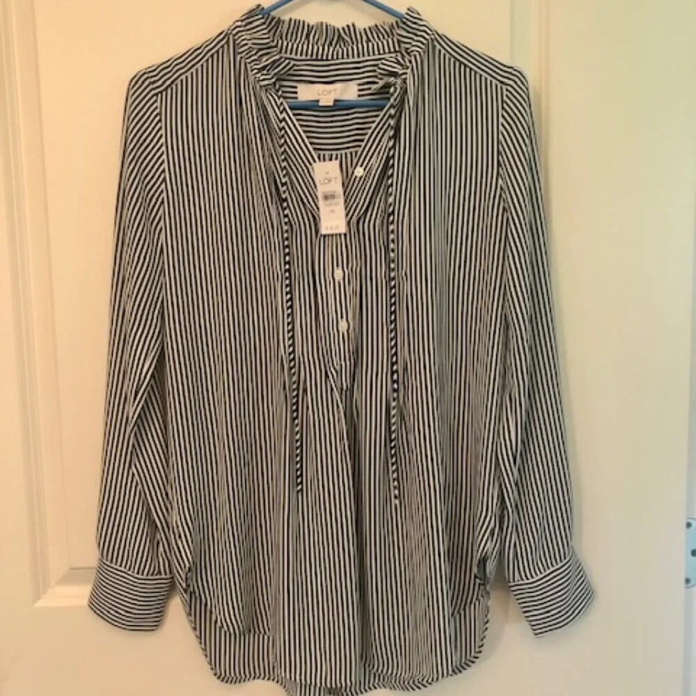 NWT Ann Taylor LOFT Black White Striped Silky Blouse Shirt Long Sleeve Size XS - Picture 2 of 11